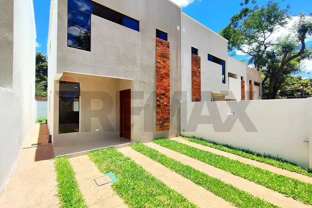 Apartamento de 3 quartos à venda em Capiatá