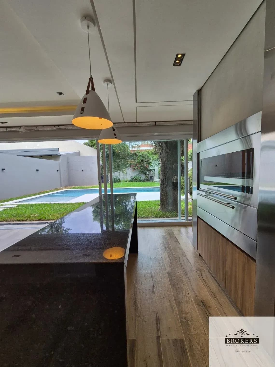Casa de 3 dormitorios en Alquiler en Manorá, Asunción - Image 6