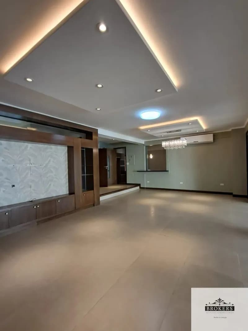 3-Bedroom House for Sale in Zárate Isla, Luque - Image 3