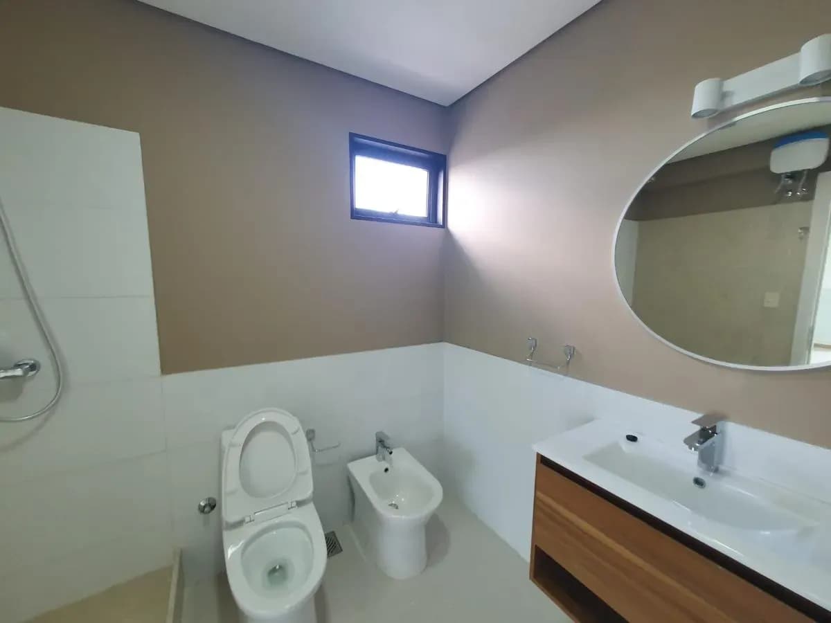 Office of 308m² for Rent in Salvador del Mundo, Asunción - Image 9