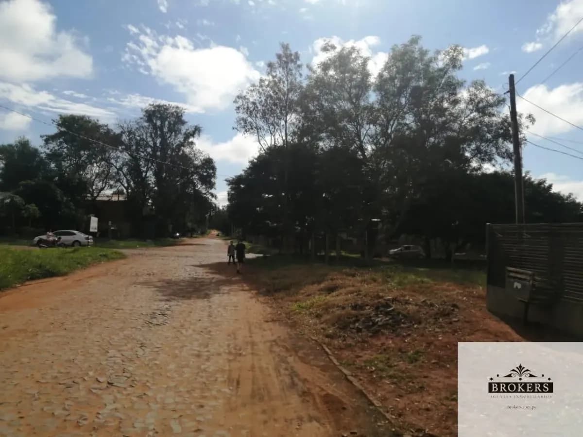 Terreno de 360m² à Venda em Caaguazú - Image 5