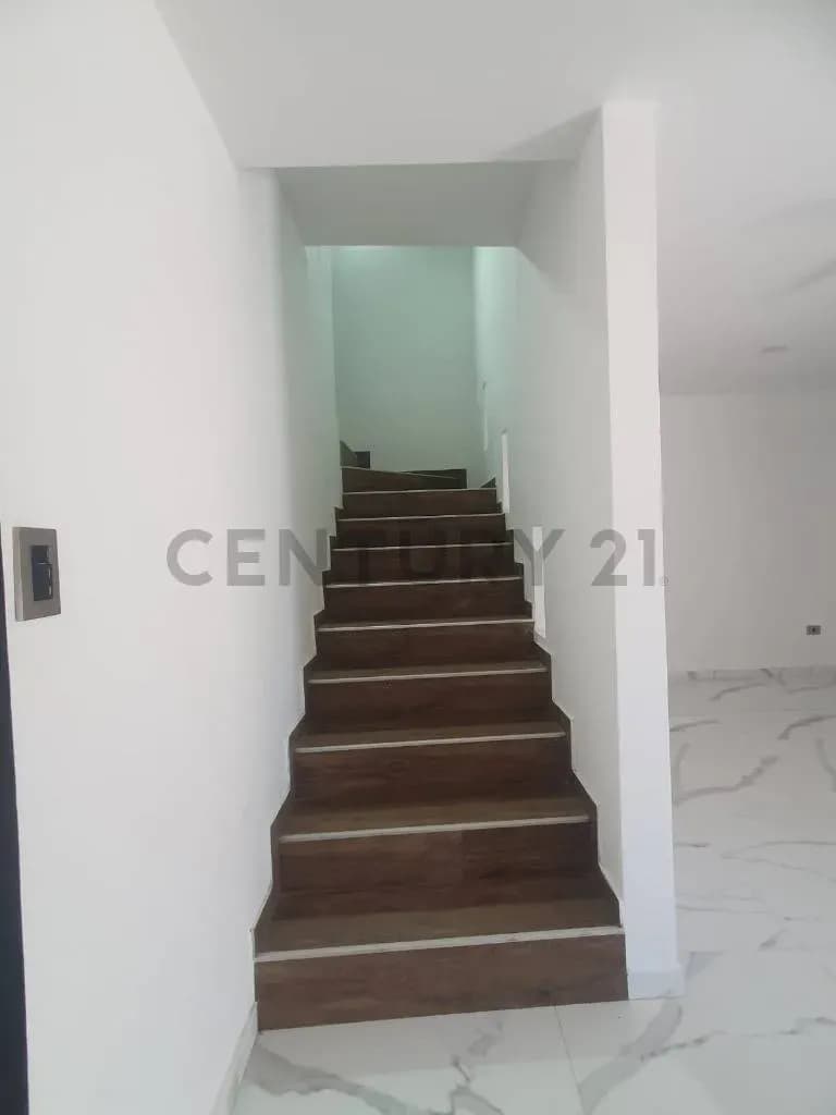 Casa de 3 dormitorios en Venta en Limpio - Image 17