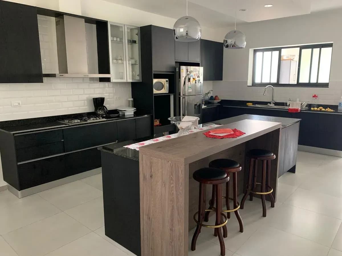 Casa de 5 dormitórios à venda em Ciudad Nueva, Ciudad del Este - Image 4