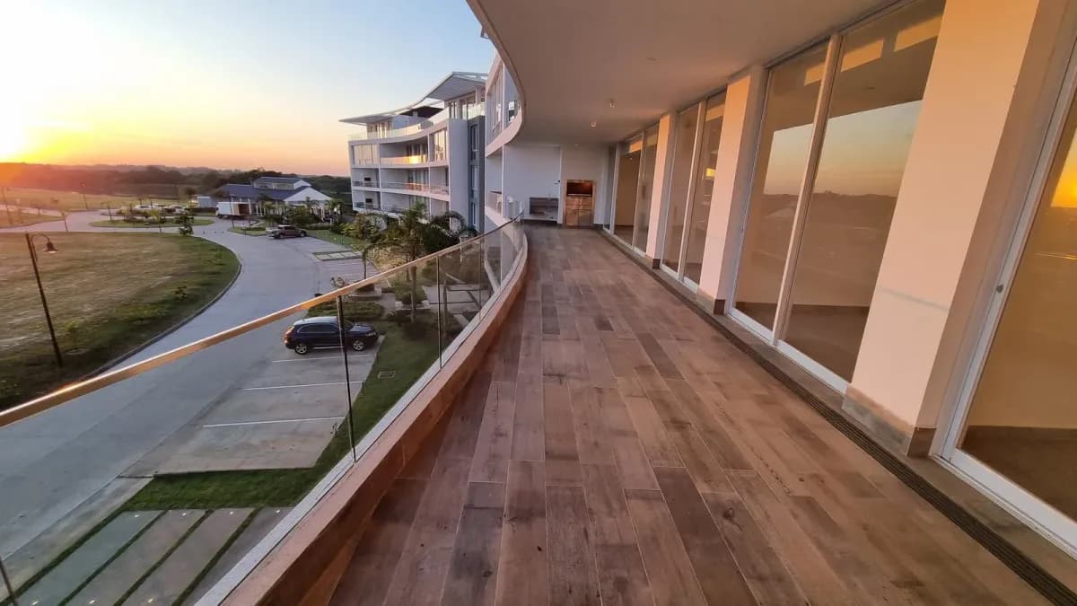 Departamento de 3 dormitorios en Venta en Arza, Mariano Roque Alonso - Image 2