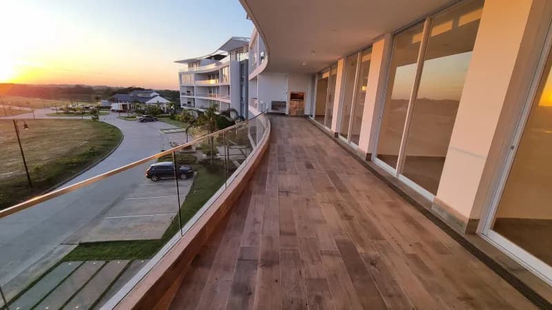 Departamento de 3 dormitorios en Venta en Arza, Mariano Roque Alonso - Image 2