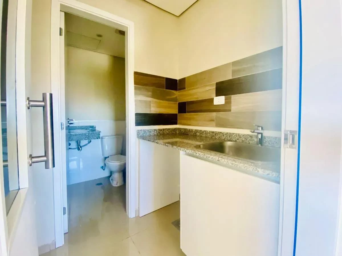 1-Bedroom Apartment for Sale in Jara, Asunción - Image 13