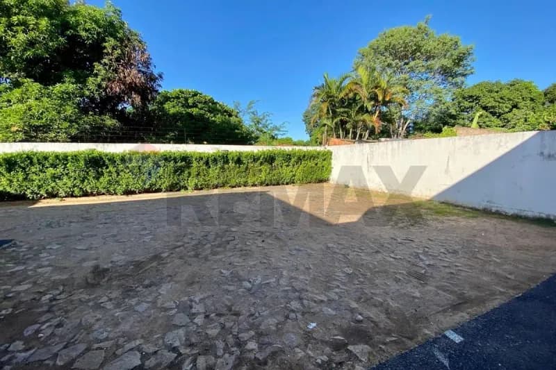 2-Bedroom House for Sale in Campo Grande, Luque - Image 4