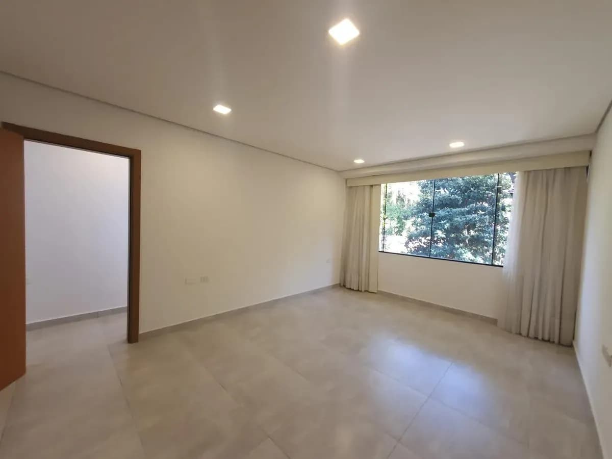 3-Bedroom House for Sale in Loma Merlo, Luque - Image 18