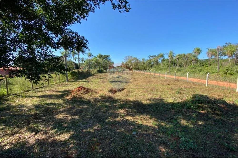Terreno de 2,403m² en Venta en Valle Pucú, Areguá - Image 10