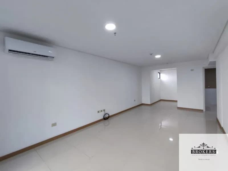 Office of 51m² for Rent in Salvador del Mundo, Asunción - Image 4