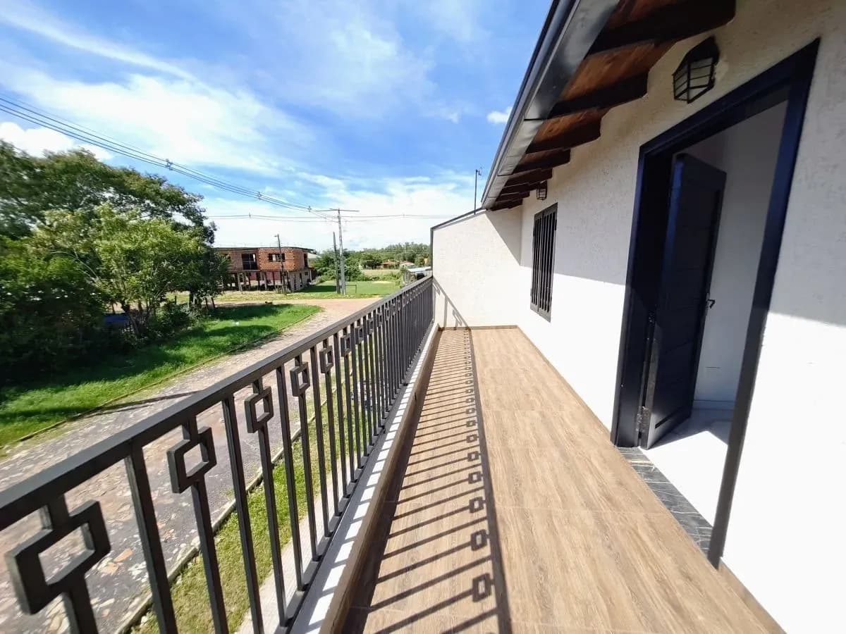 Casa de 3 dormitorios en Venta en Limpio 480 M2 TERRENO CERCA DEL NUEVO SHOPPING PLAZA NORTE - Image 18