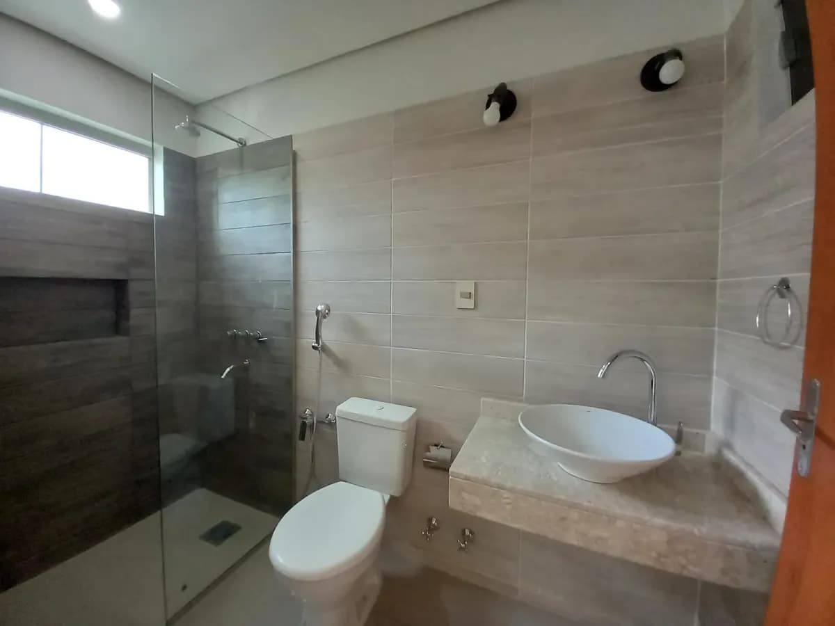 3-Bedroom House for Sale in Campo Grande, Fernando de la Mora - Image 4
