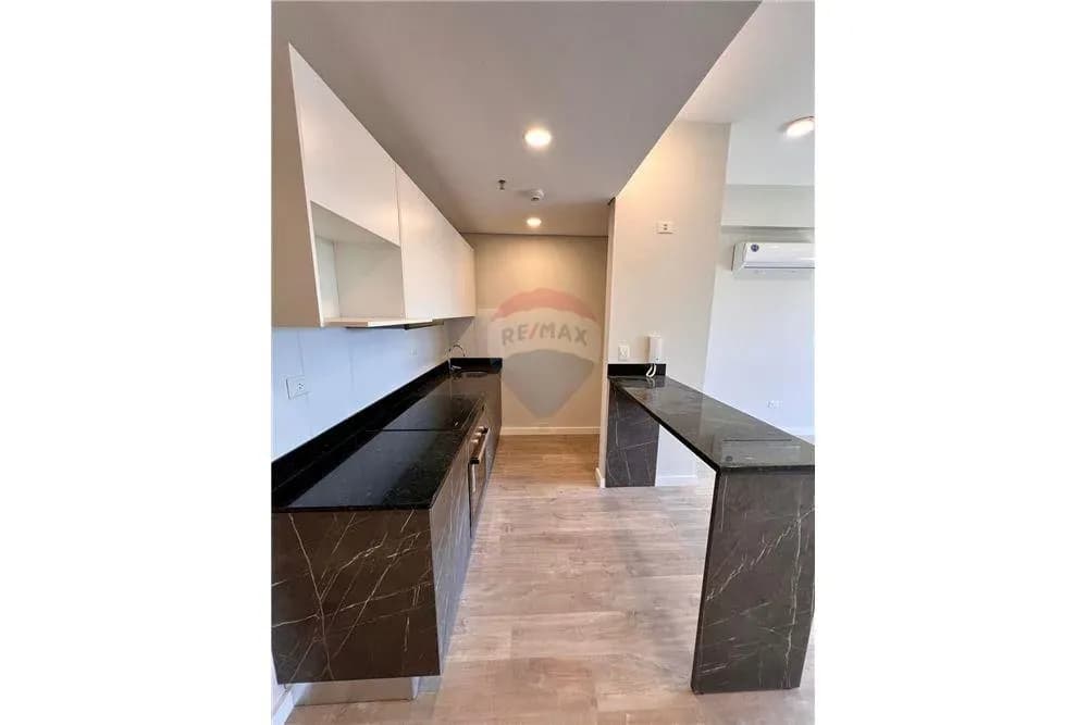 Departamento de 1 dormitorio en Venta en Las Lomas (Carmelitas), Asunción - Image 4