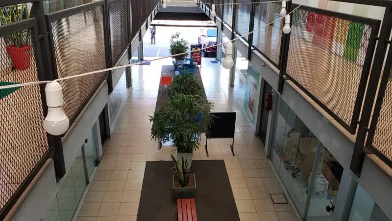 Retail Space of 25m² for Rent in Las Residentas, Fernando de la Mora - Image 4