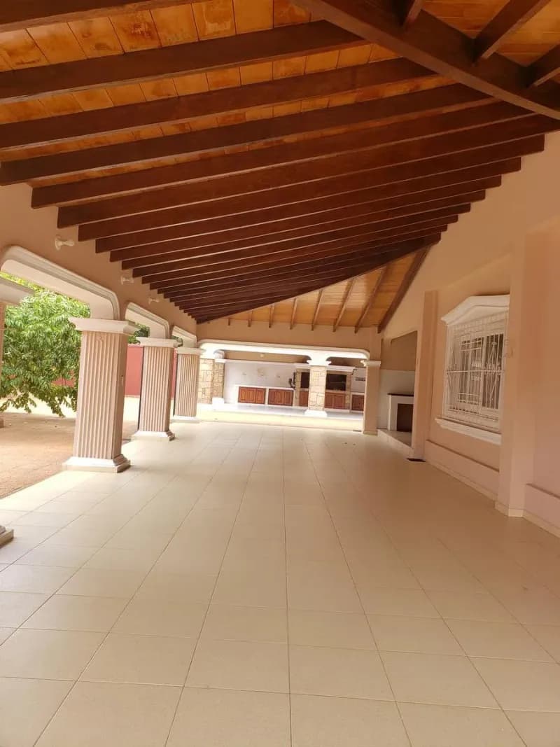 4-Bedroom House for Sale in Las Mercedes, San Lorenzo - Image 2