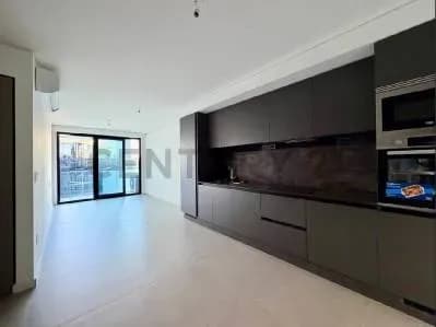 Departamento de 2 dormitorios en Venta en Pocitos, Montevideo - Image 3