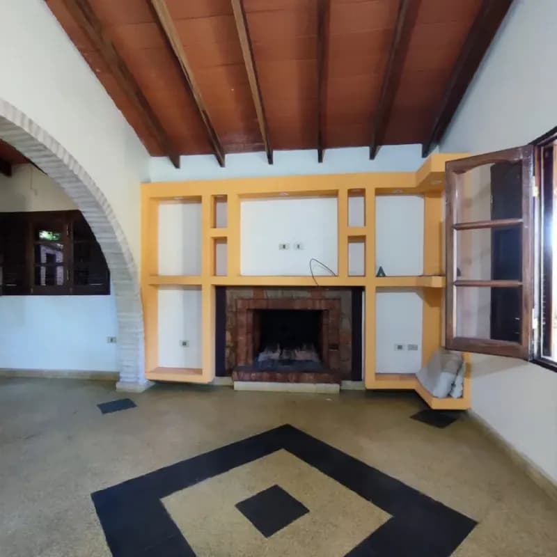 Casa de 2 dormitorios en Venta en Mburucuyá, Asunción - Image 4