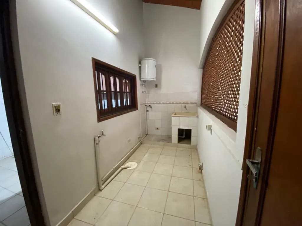 Casa de 3 quartos à Venda em Republicano, Lambaré