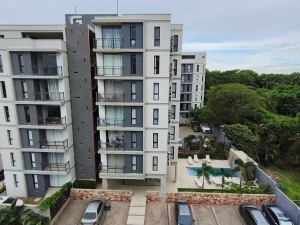 3-Bedroom Apartment for Sale in Campo Grande, Luque - Image 4