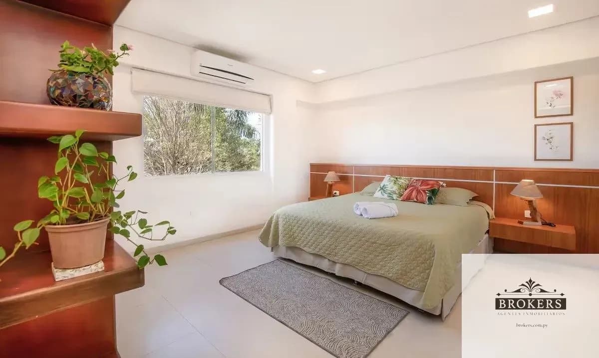 Apartamento de 2 dormitórios à Venda em Gral. Bernardino Caballero, Lambaré - Image 11