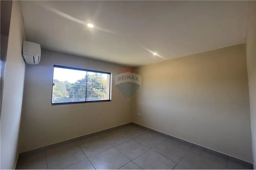 3-Bedroom Apartment for Sale in Cuarto Barrio, Luque - Image 8