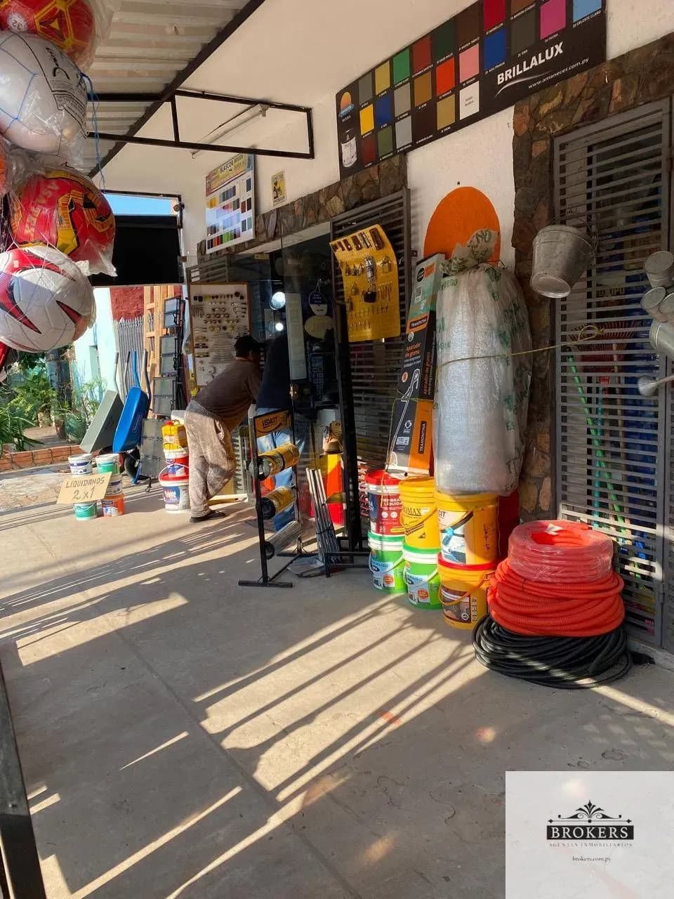 Commercial Space of 150m² for Sale in San Blas, San Antonio - Image 4