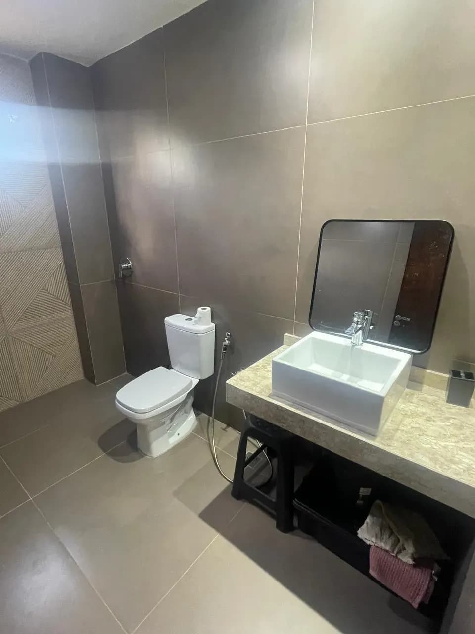 Departamento de 2 dormitorios en Alquiler en San Lorenzo - Image 6