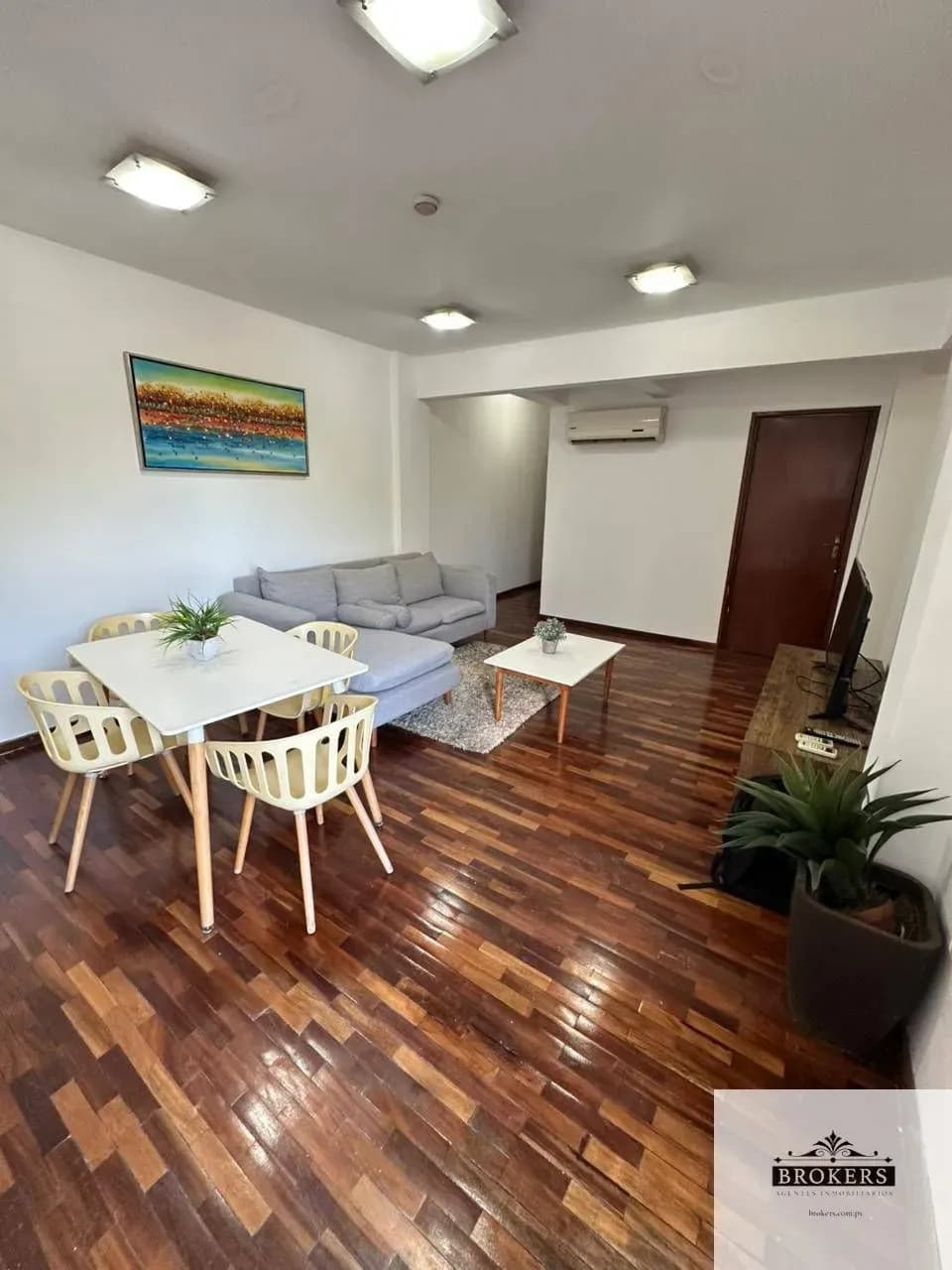 2-Bedroom Apartment for Sale in Mburicaó, Asunción - Image 9