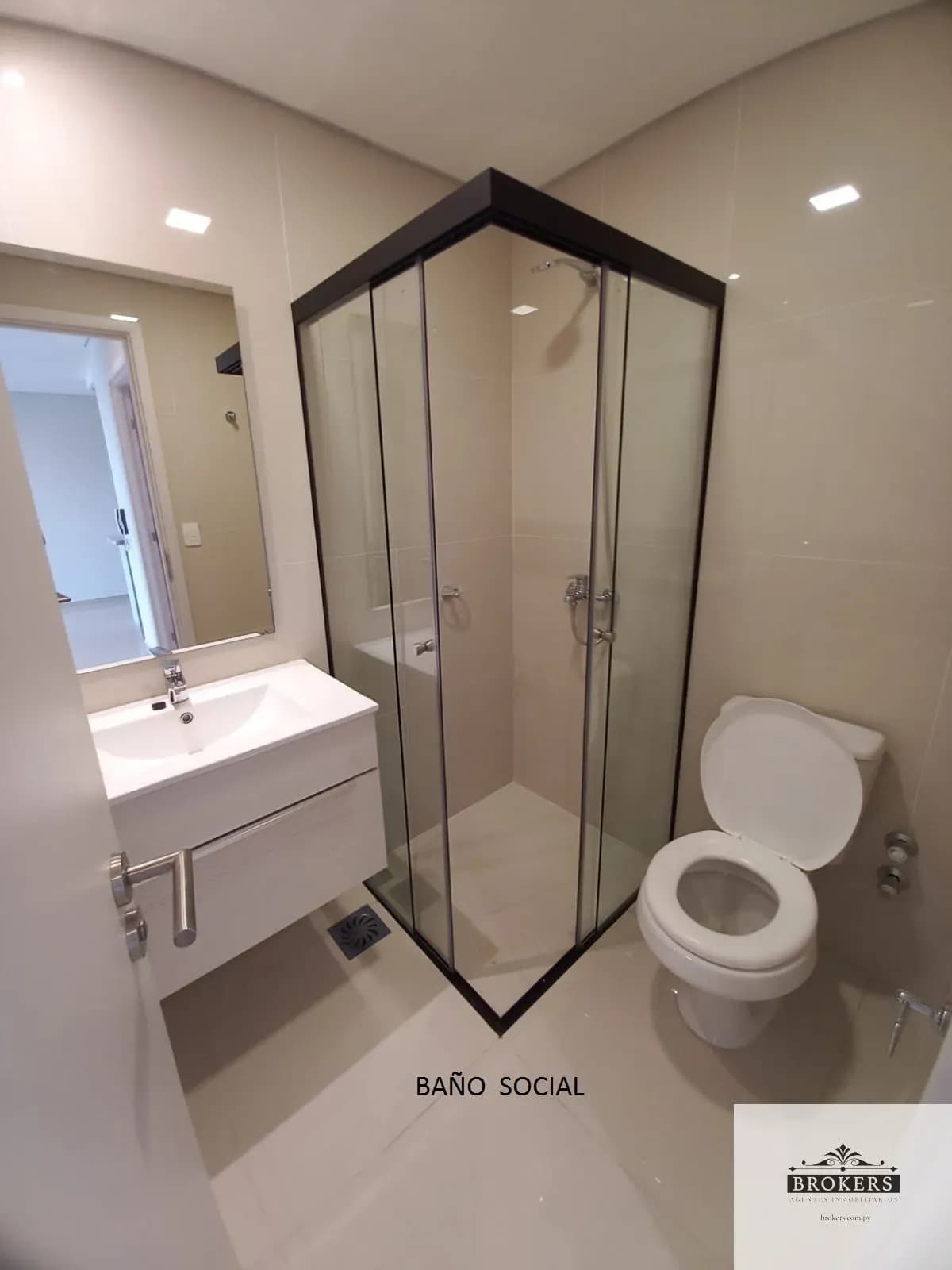 Departamento de 2 dormitorios en Alquiler en Mariscal Estigarribia, Asunción - Image 12
