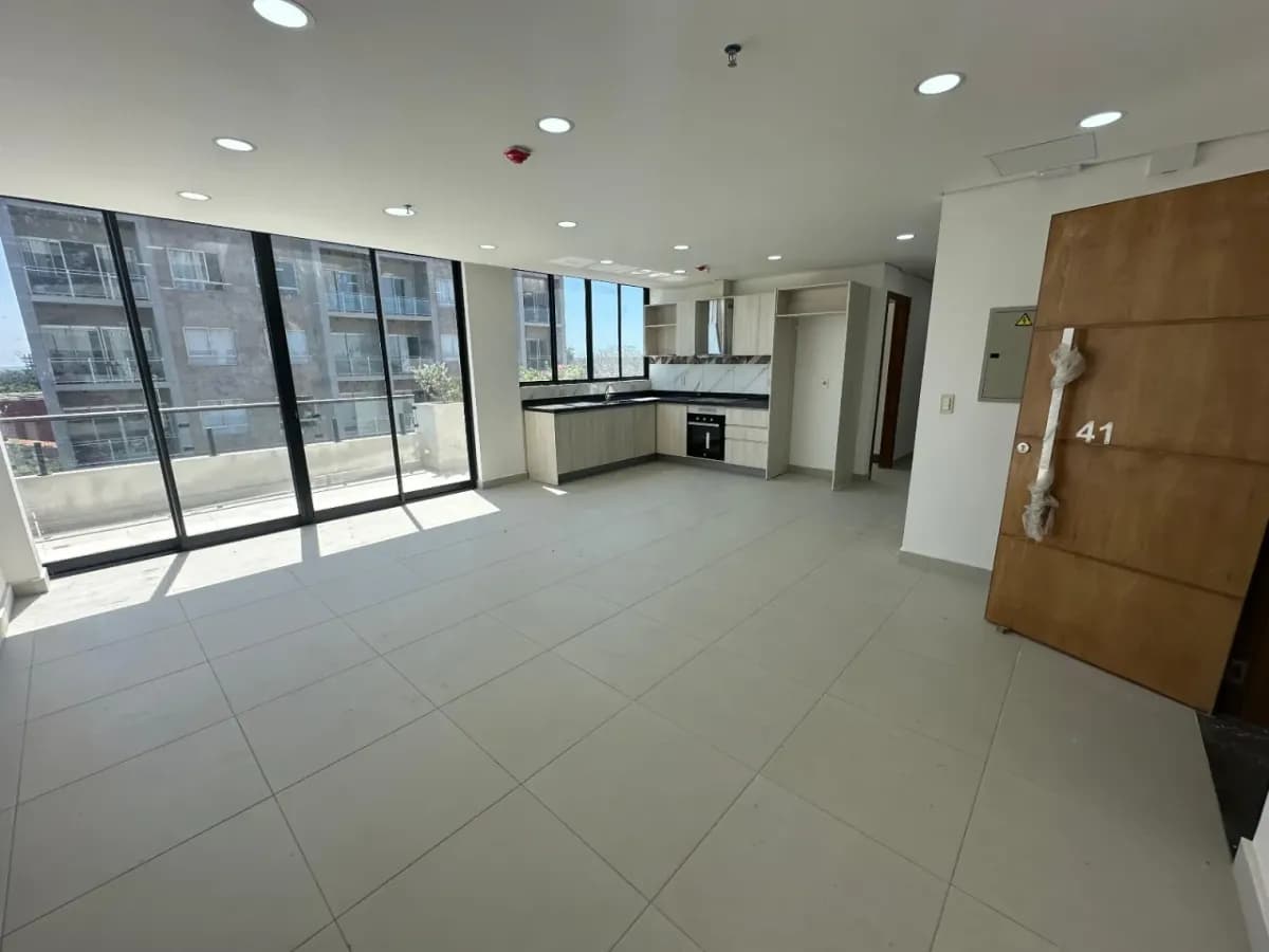 Departamento de 2 dormitorios en Alquiler en Luis Alberto de Herrera, Asunción - Image 2