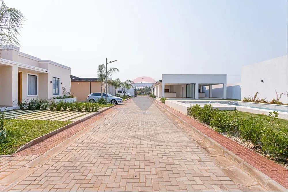 Casa de 4 dormitorios en Venta en Limpio - Image 17