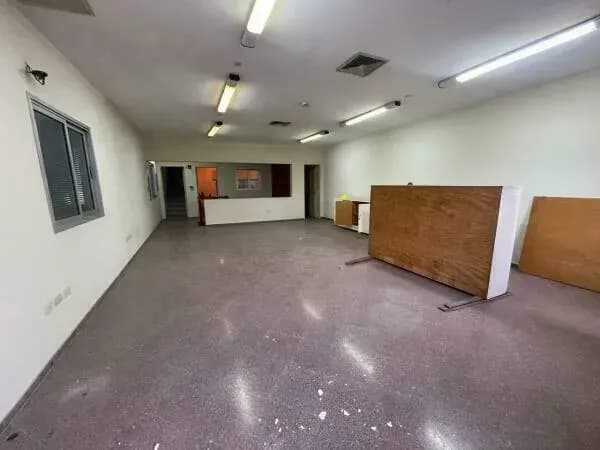 Commercial Space of 500m² for Sale in Vista Alegre, Asunción - Image 4