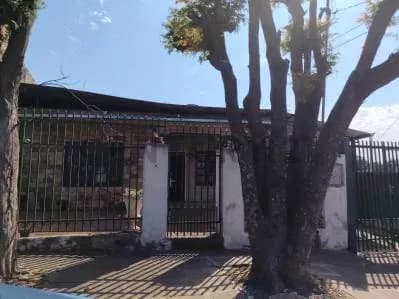 Casa de 3 quartos à Venda em San José, Villa Elisa - Image 2