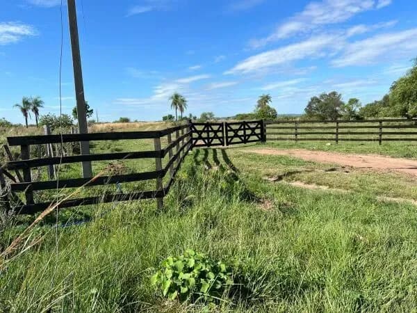 Terreno de 5,600,000m² en Venta en Central, Caapucú - Image 1