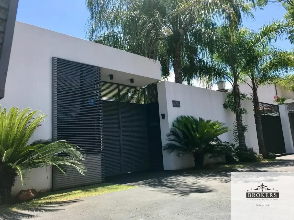 3-Bedroom House for Rent in Mariscal López, Lambaré - Image 4
