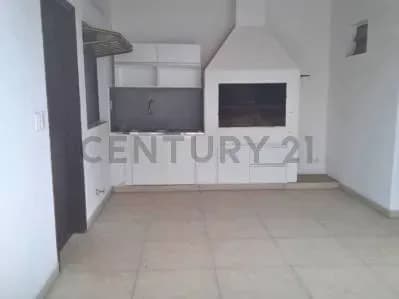Casa de 2 dormitorios en Venta en Los Laureles, Asunción - Image 3