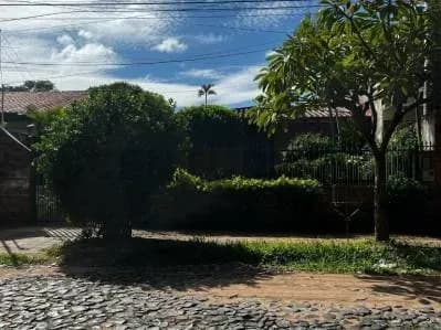 Casa de 3 dormitorios en Venta en Nazareth, Asunción - Image 14
