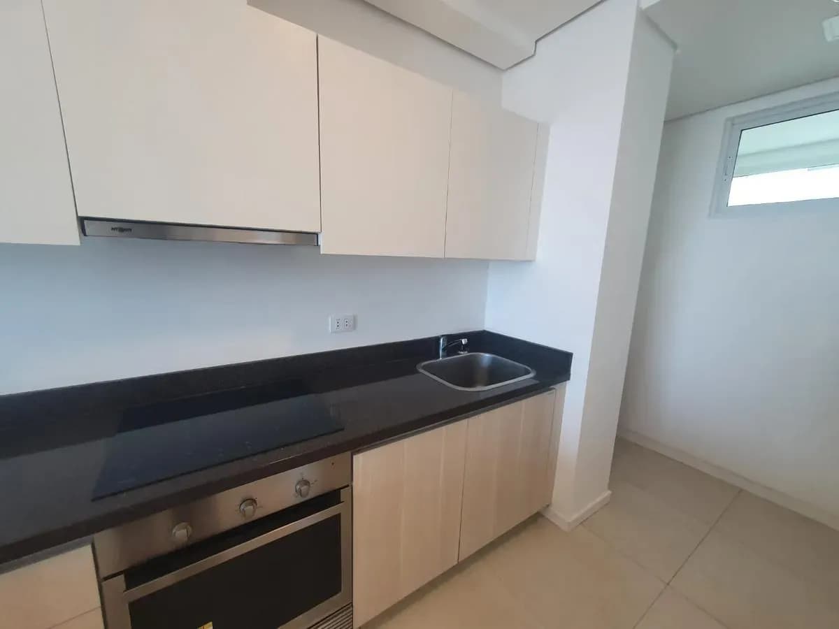 Departamento de 2 dormitorios en Venta en San Jorge, Asunción - Image 6