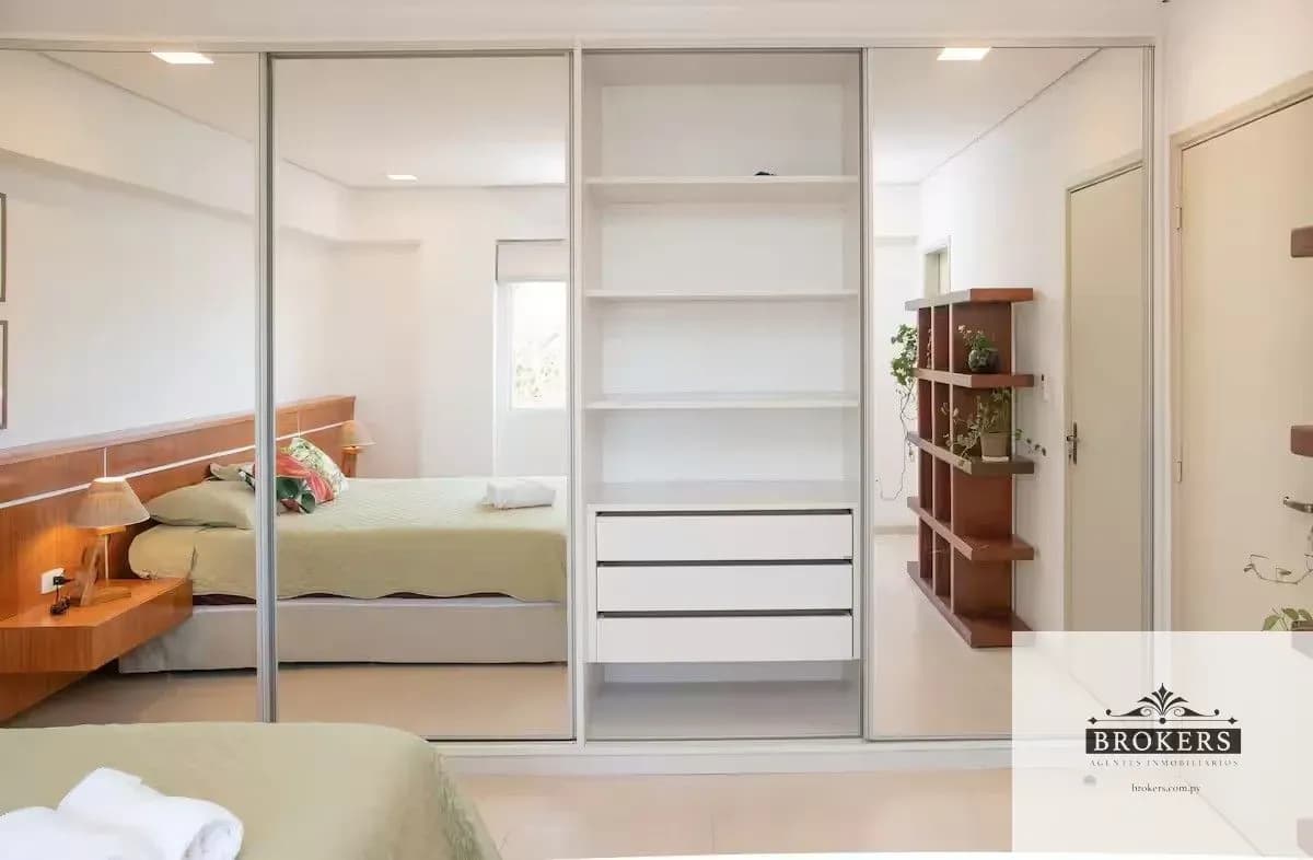 Apartamento de 2 dormitórios à Venda em Gral. Bernardino Caballero, Lambaré - Image 6