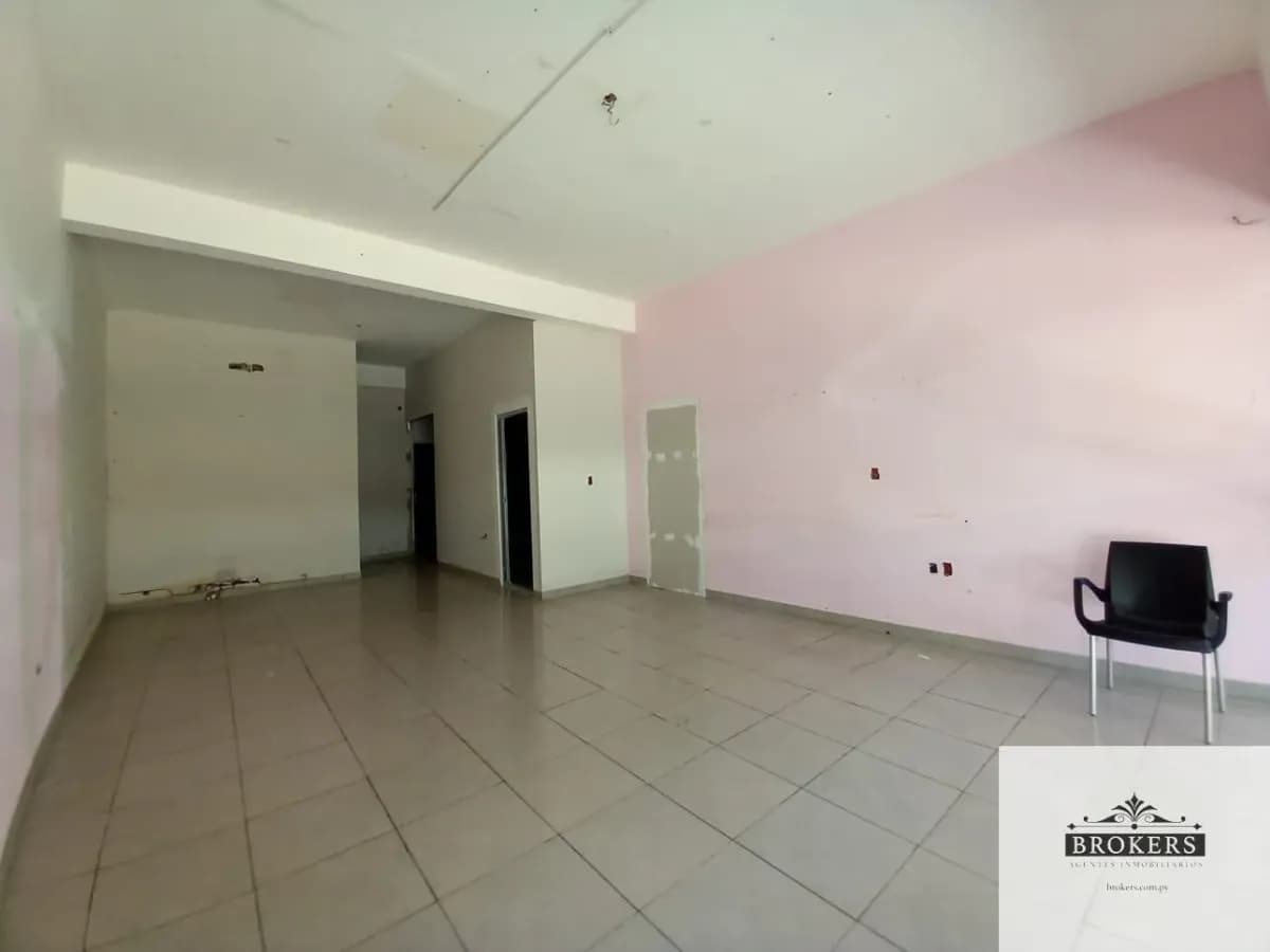 Retail Space of 50m² for Rent in Fernando de la Mora - Image 7