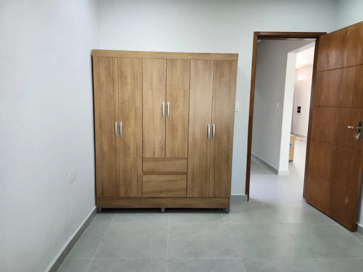 2-Bedroom House for Rent in Laurelty, Luque - Image 2