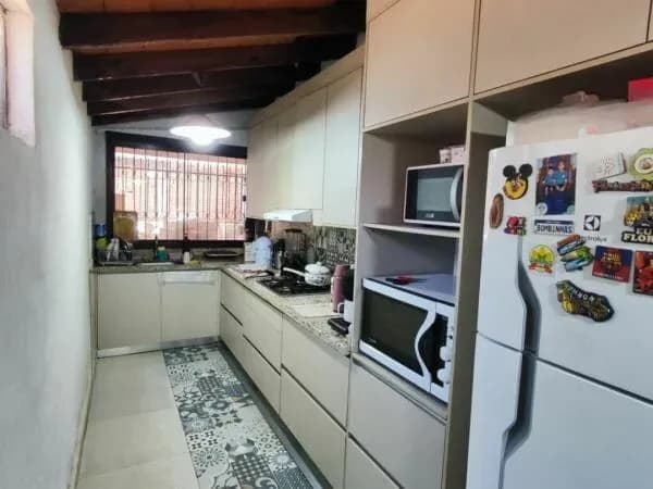 3-Bedroom House for Sale in Centro, Villa Elisa - Image 2