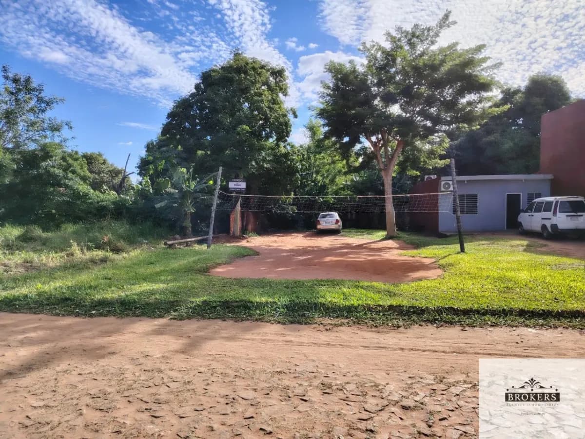 Terreno de 360m² en Venta en Mitai, San Lorenzo - Image 2