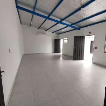 Warehouse of 144m² for Rent in Santa María, San Lorenzo - Image 13
