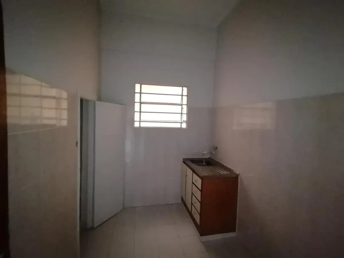 2-Bedroom Apartment for Rent in La Encarnación, Lambaré - Image 10