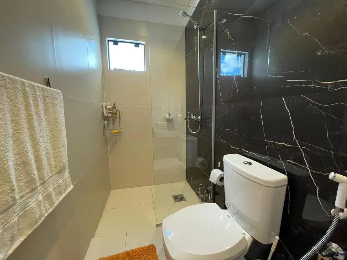 3-Bedroom House for Sale in San Bernardino - Image 4