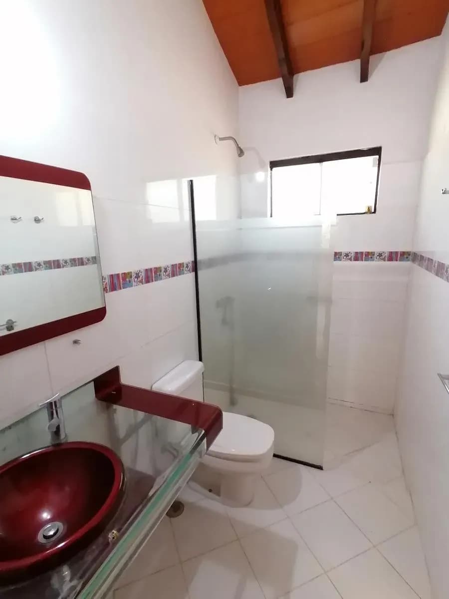 Casa de 4 dormitorios en Venta en Valle Apu´a II, Lambaré - Image 11