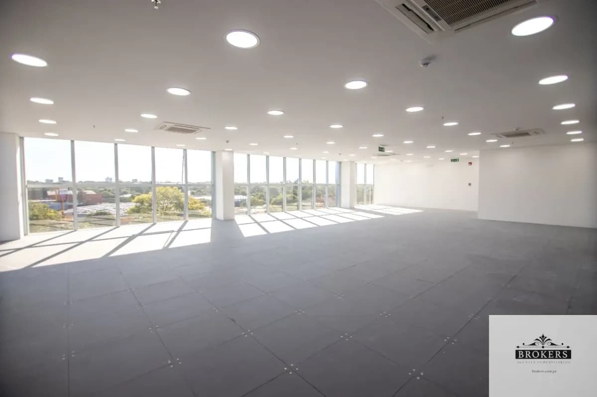 Oficina en Alquiler en Villa Morra, Asunción