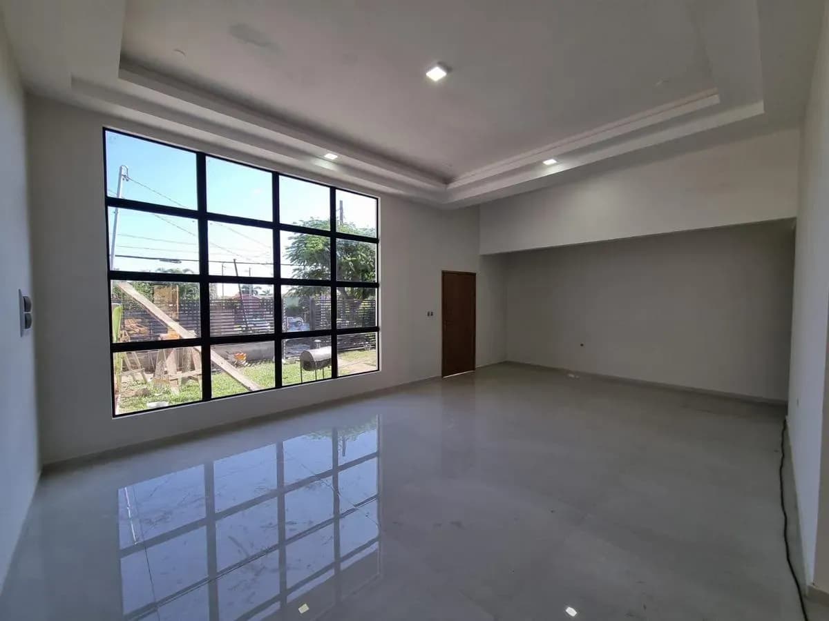 Casa de 3 quartos à Venda em Arecayá, Mariano Roque Alonso - Image 3