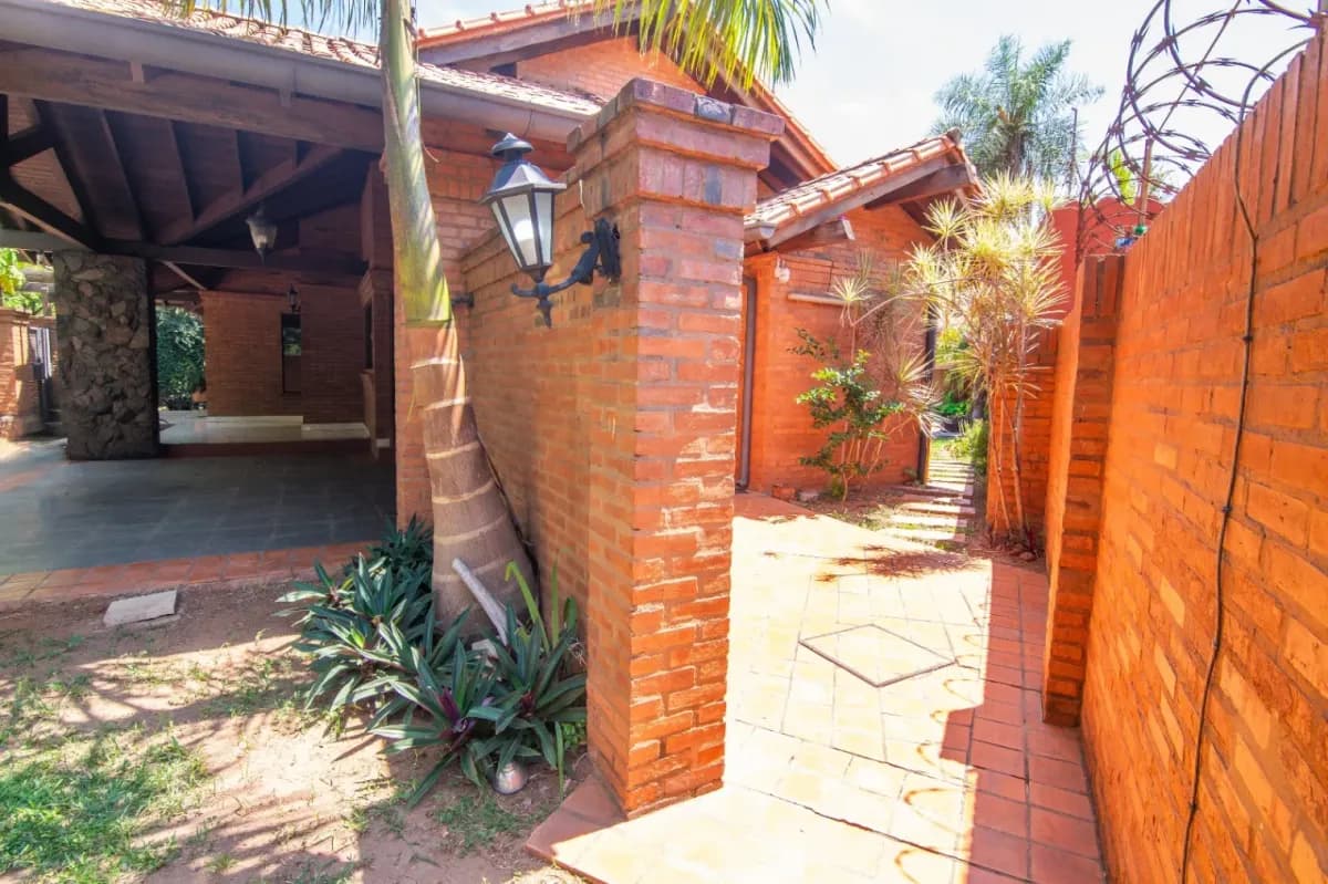 2-Bedroom House for Sale in Mcal. José Félix Estigarribia, Asunción - Image 7